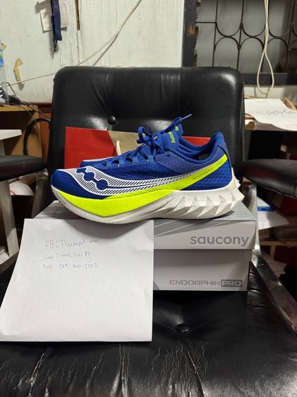ผู้ชาย นำเงินเข้ม รองเท้าวิ่ง saucony endorphin pro 4