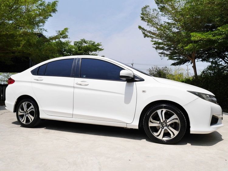 Honda City 2014 1.5 S i-VTEC Sedan เบนซิน ไม่ติดแก๊ส เกียร์อัตโนมัติ ขาว รูปที่ 2