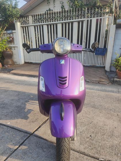 Vespa Gts 300 Super รูปที่ 3