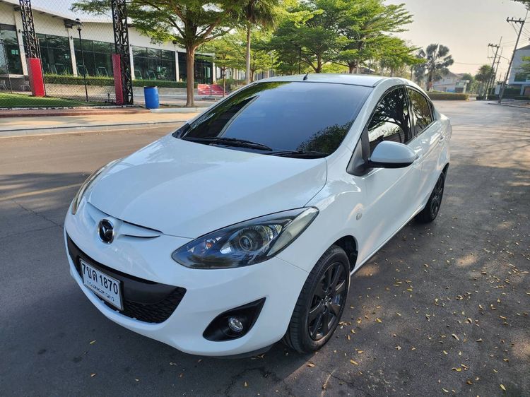Mazda Mazda 2 2012 1.5 Elegance Groove Sedan เบนซิน ไม่ติดแก๊ส เกียร์อัตโนมัติ ขาว รูปที่ 3