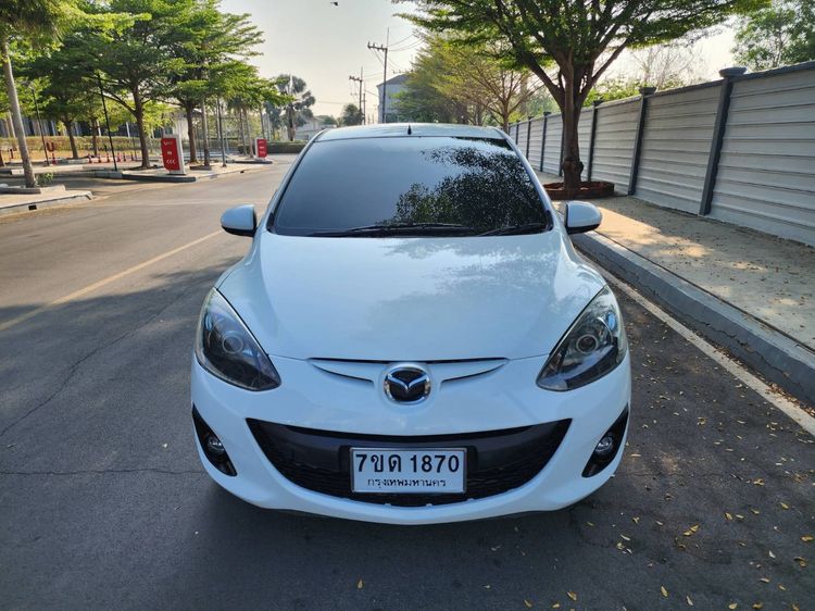 Mazda Mazda 2 2012 1.5 Elegance Groove Sedan เบนซิน ไม่ติดแก๊ส เกียร์อัตโนมัติ ขาว รูปที่ 2