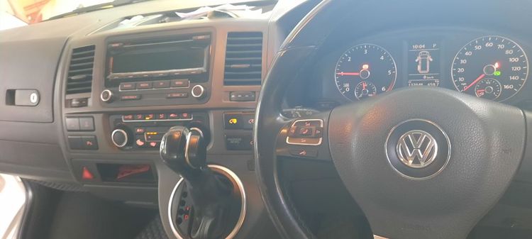 รถ Volkswagen Caravelle 2.0 TDi สี ขาว