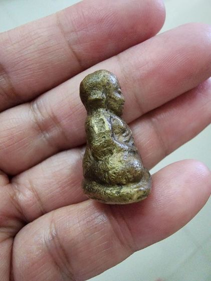 รูปหล่อหลวงพ่อเงิน วัดบางคลาน รุ่น ปืนแตก พิมพ์ไตรมาสสวยแท้ดูง่าย รูปที่ 6