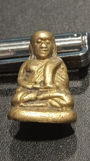 หล่อหลวงพ่อเงิน พิจิตร แถมสมเด็จเนื้อชินตระกั่วทอง