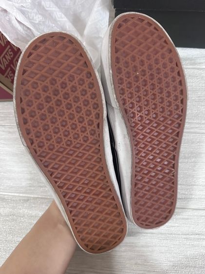 รองเท้า Toms Crocs Vans Adidas รูปที่ 15
