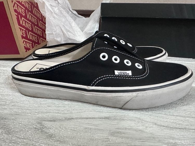 รองเท้า Toms Crocs Vans Adidas รูปที่ 14