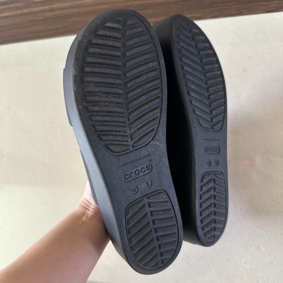 รองเท้า Toms Crocs Vans Adidas รูปที่ 5