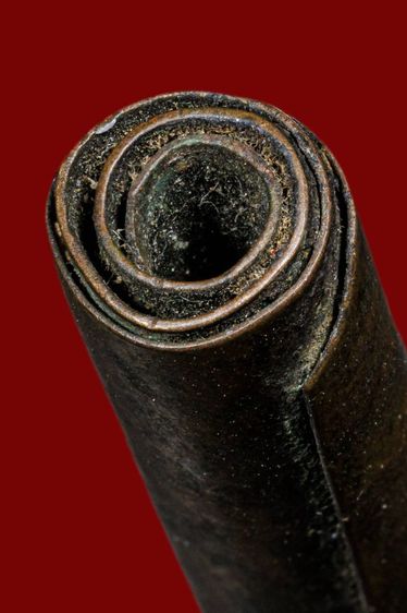 ตะกรุดเก่าไม่ทราบที่ (3 นิ้วครึ่ง) รูปที่ 3