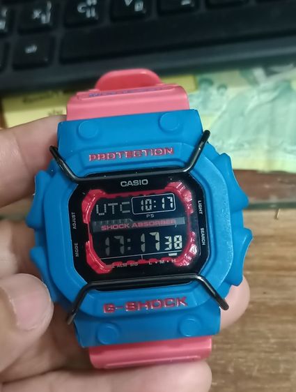 พลาสติก Vintage G-Shock GX-56BB ยักษ์น้ำเงิน สภาพสวยใสมาก หน้าเดิมพร้อมกันชน ปิดหลังประกันยังอยู่ โดยรวมมีรอยใช้งานน้อยมาก แท้ 100บวก สวยๆเริ่มหายาก