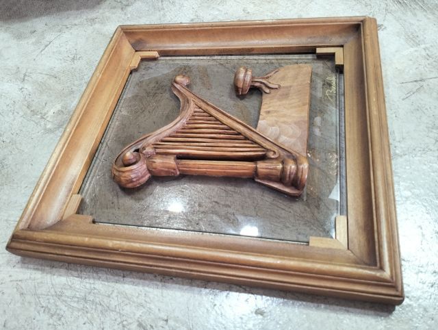 งานไม้ อิตาลี่  กรอบงานมือ กระจกเจียร ติดผนัง