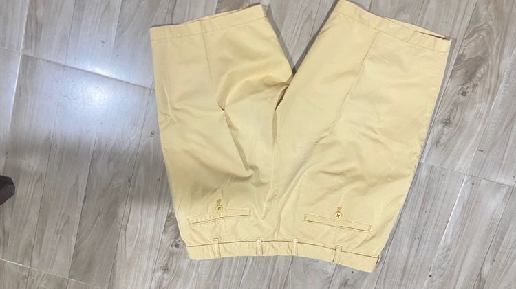 เบจ EU 34 ไม่มีแขน อื่นๆ ขายกางเกงขาสั้น UNI QLO เอว 34นิ้ว