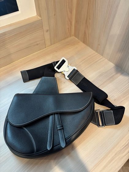 ไม่ระบุ ดำ หนังแท้ Dior Saddle Men - grained calfskin