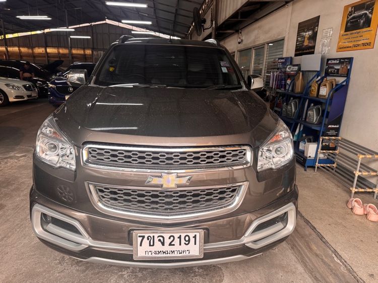 รถ Chevrolet Trailblazer 2.8 LTZ 4WD สี น้ำตาล