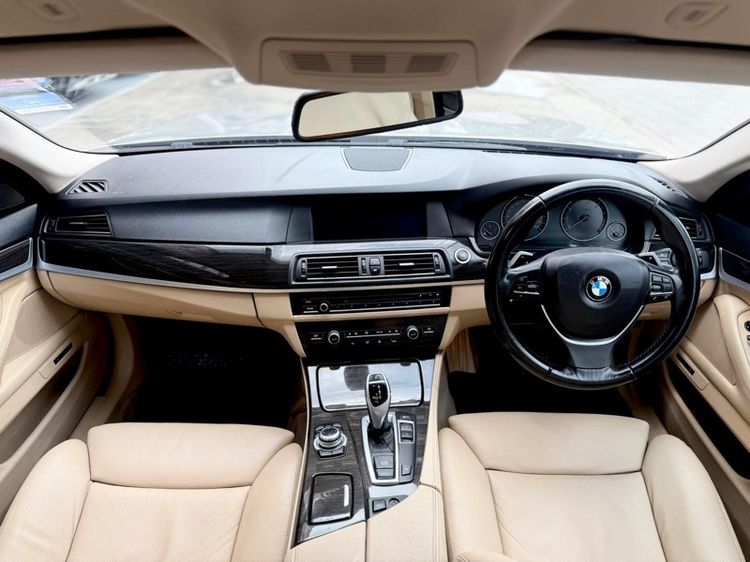 BMW Series 5 2010 523i Sedan เบนซิน ไม่ติดแก๊ส เกียร์อัตโนมัติ บรอนซ์ทอง รูปที่ 4