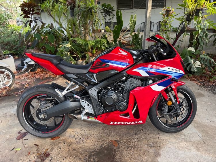 Honda CBR650R