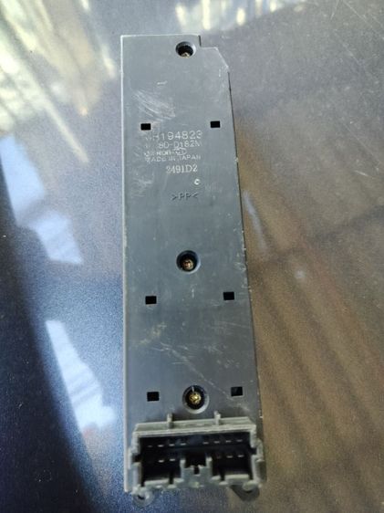 ปุ่มกดประตู new lancer รูปที่ 2