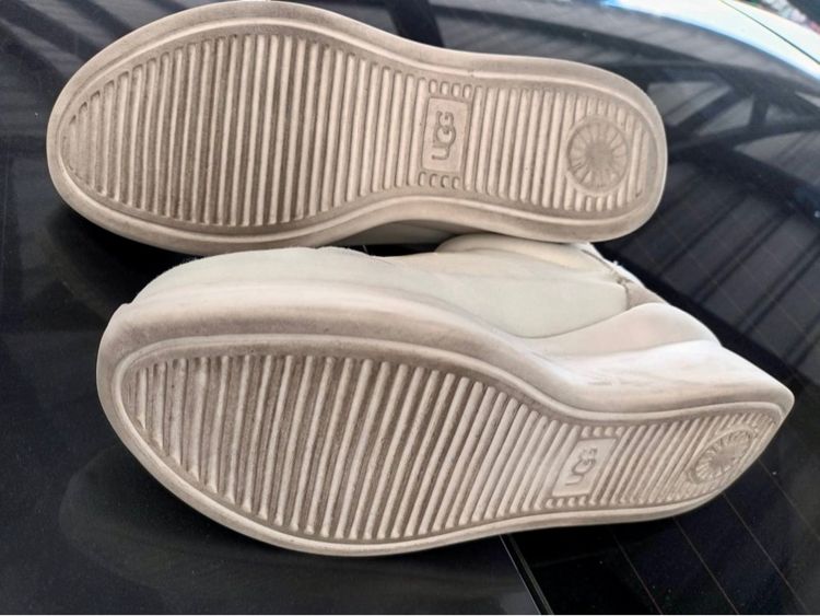 รองเท้า UGG รูปที่ 7