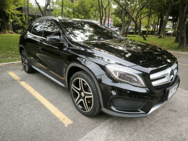 Mercedes-Benz GLA-Class 2017 GLA250 Utility-car เบนซิน ไม่ติดแก๊ส เกียร์อัตโนมัติ ดำ รูปที่ 2