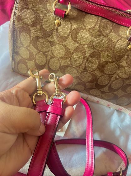 ส่งต่อ Coach Rowan Satchel In Signature Canvas (ทรงหมอน 10") 👜✨ รูปที่ 15