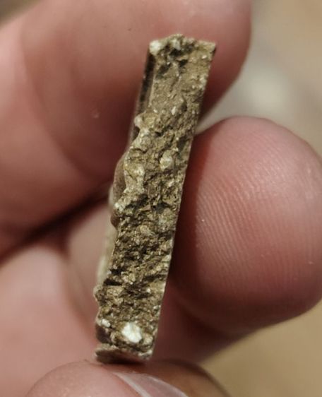 สมเด็จวัดระฆังพิมพ์ใหญ่ มีหักเดิม รูปที่ 3