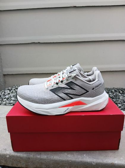 New balance รุ่นpropel v5