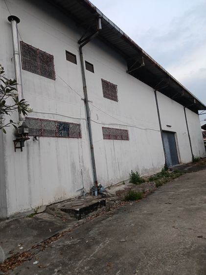 ขายอสังหาพร้อมรายได้ โกดังมีผู้เช่า ใกล้ถนนเพชรเกษม เหมาะลงทุน