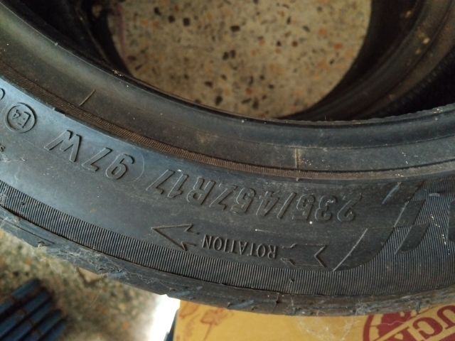 ยางรถยนต์ MAXXIS R17 สภาพใหม่มากๆ 2 เส้น 