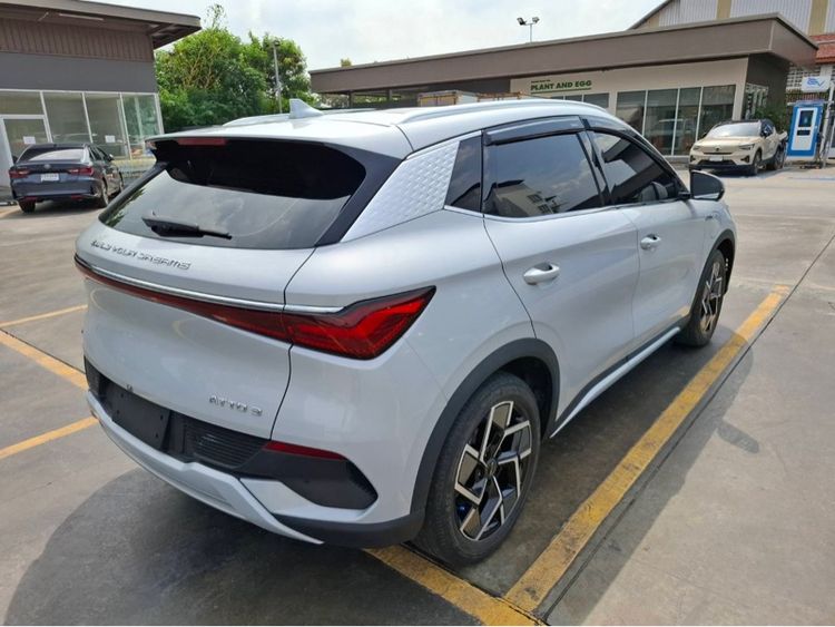 BYD Atto 3 2022 Extended Range Sedan ไฟฟ้า เกียร์อัตโนมัติ ขาว รูปที่ 3