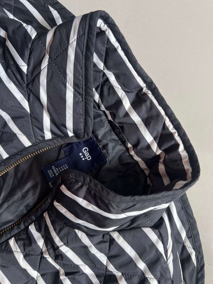 อื่นๆ เสื้อกั๊ก Gap ลายทาง แท้