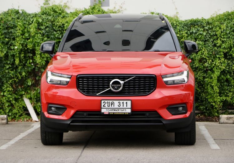 Volvo XC40 2021 Recharge 1.5 T5 R-Design Utility-car ปลั๊กอินไฮบริด (PHEV) ไม่ติดแก๊ส เกียร์อัตโนมัติ แดง รูปที่ 2