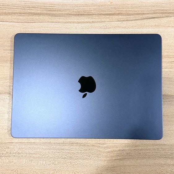 Apple Macbook Air แมค โอเอส ใช่ MacBook  Air M3 13 นิ้ว ประกันหมด 2570