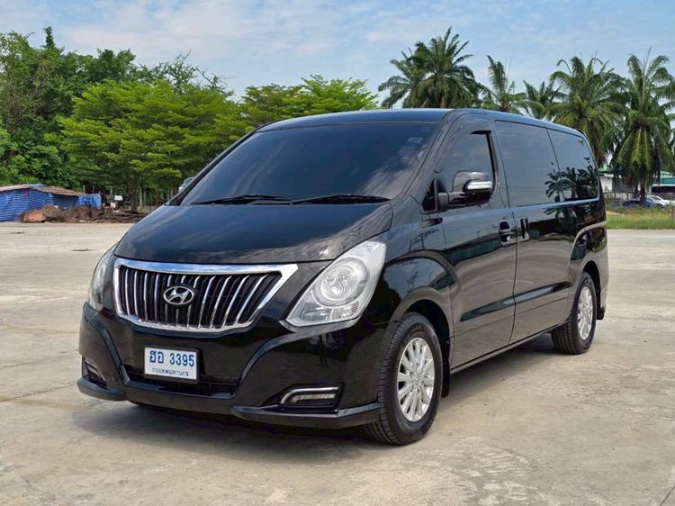 Hyundai H-1  2018 2.5 Maesto Touring ดีเซล เกียร์อัตโนมัติ ดำ รูปที่ 3