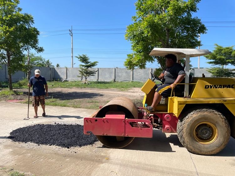 รถบดถนน