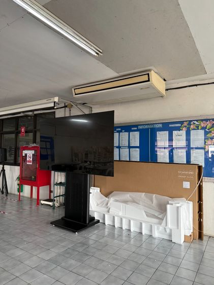 ไม่ต้องเจาะหนังบ้าน ผนังออฟฟิศ ให้เสีย ขอแนะนำ ขาตั้งทีวี รุ่น PE รองรับทีวี ขนาด 32- 86 นิ้ว รูปที่ 2