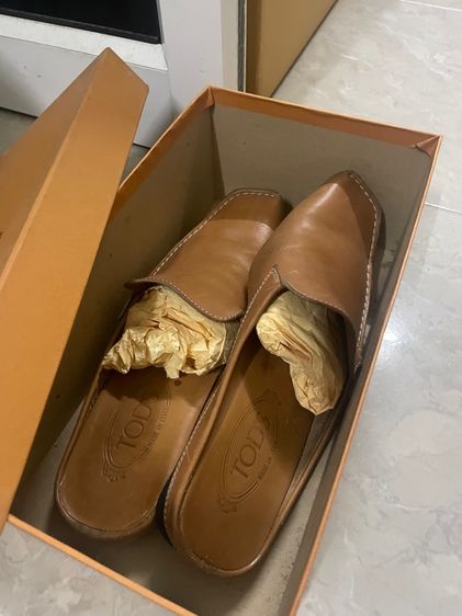 รองเท้า รูปที่ 2