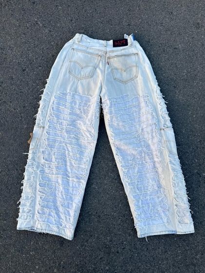 levis custom สีขาว รูปที่ 7