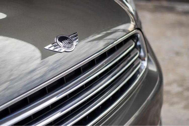 Mini COUNTRYMAN 2015 2.0 D Sedan ดีเซล ไม่ติดแก๊ส เกียร์อัตโนมัติ เทา รูปที่ 4