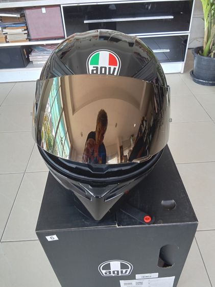 หมวกกันน็อค agv