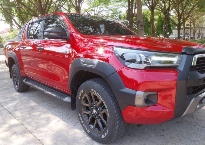 Toyota Hilux Revo 2021 2.8 G Rocco 4WD Pickup ดีเซล ไม่ติดแก๊ส เกียร์อัตโนมัติ แดง รูปที่ 4