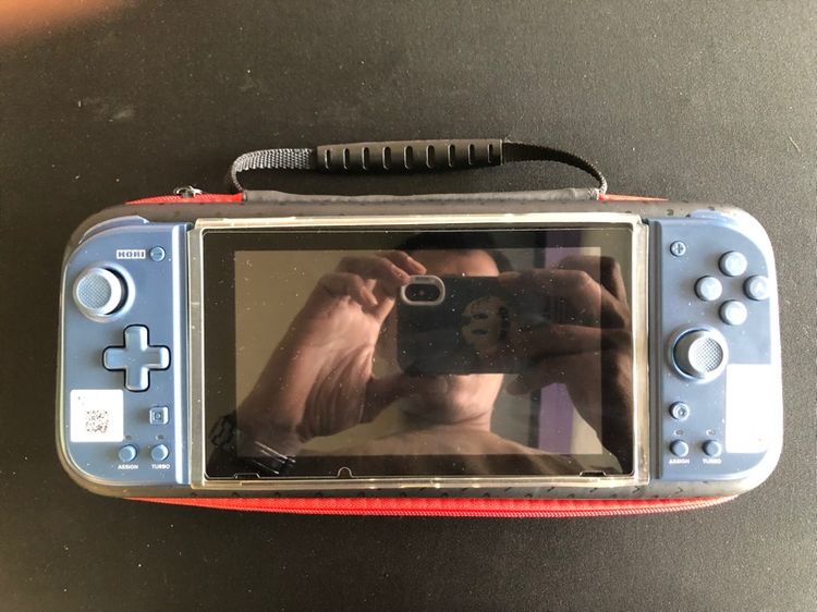 เครื่องเกมส์นินเทนโด เชื่อมต่อไร้สายได้ Nintendo switch