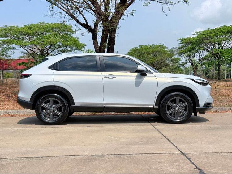 Honda HR-V 2023 1.5 EL e:HEV Utility-car ไฮบริด เกียร์อัตโนมัติ ขาว รูปที่ 4