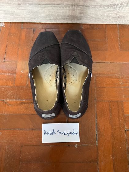 ขายรองเท้า TOMS Slip-on สีดำ และ ทอง WMN 7 รูปที่ 6