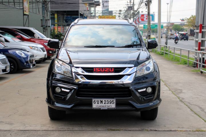 Isuzu MU-X 2015 3.0 Elegant 2WD Utility-car ดีเซล เกียร์อัตโนมัติ ดำ รูปที่ 3