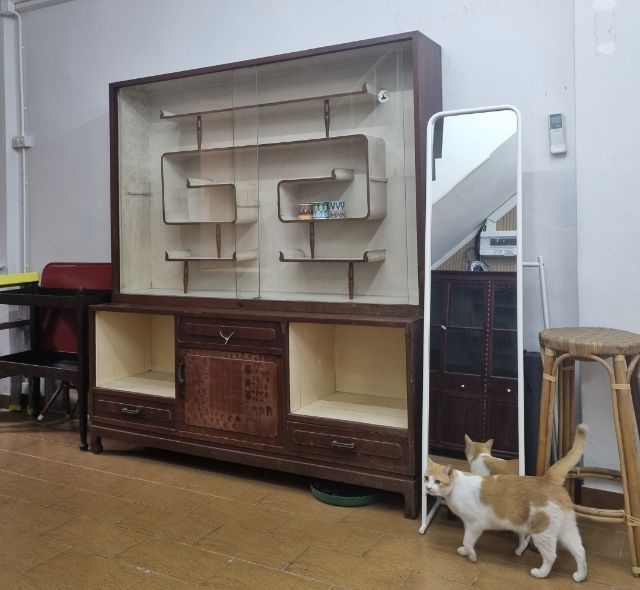 ขายตู้โชว์โบราณ  รูปที่ 6