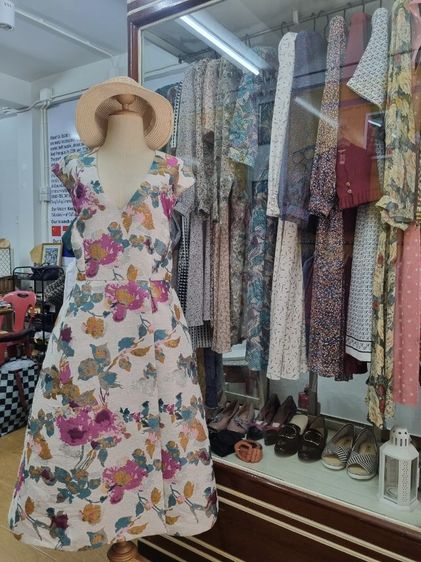 ขายตู้โชว์โบราณ  รูปที่ 4