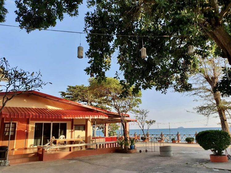 ขายกิจการ รุ่งนภา ลอด์จ รีสอร์ท ติดทะเล อ.แกลง จ.ระยอง รูปที่ 2