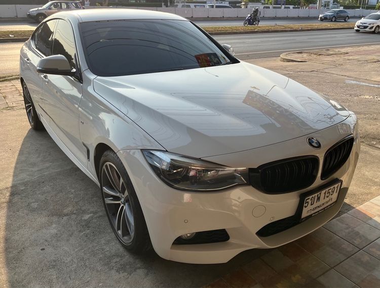 BMW Series 3 2019 320d Sedan ดีเซล ขาว