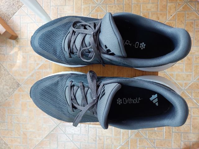 รองเท้าวิ่ง รูปที่ 8