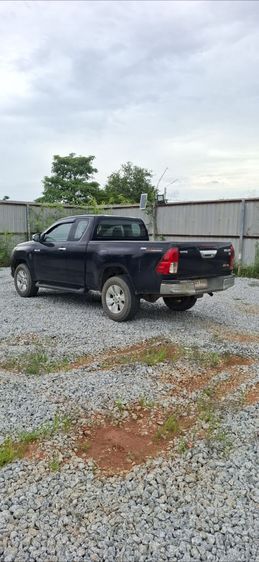 Toyota Hilux Revo 2015 2.4 G Prerunner Pickup ดีเซล เกียร์ธรรมดา ดำ รูปที่ 2