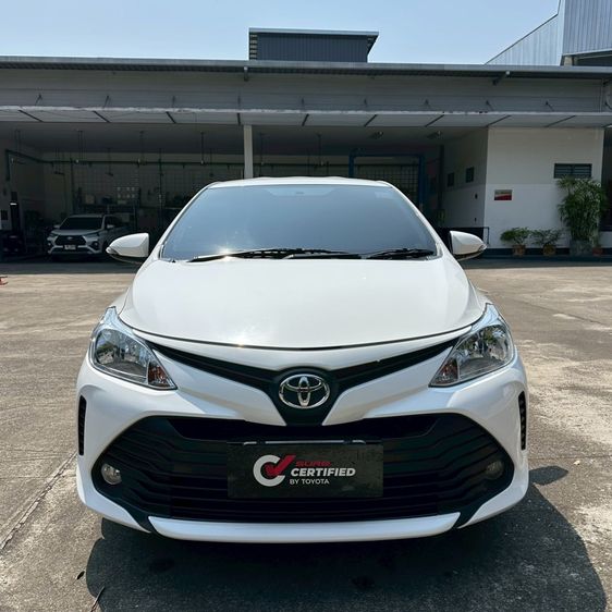 Toyota Vios 2017 1.5 J Sedan เบนซิน ไม่ติดแก๊ส เกียร์อัตโนมัติ ขาว รูปที่ 2